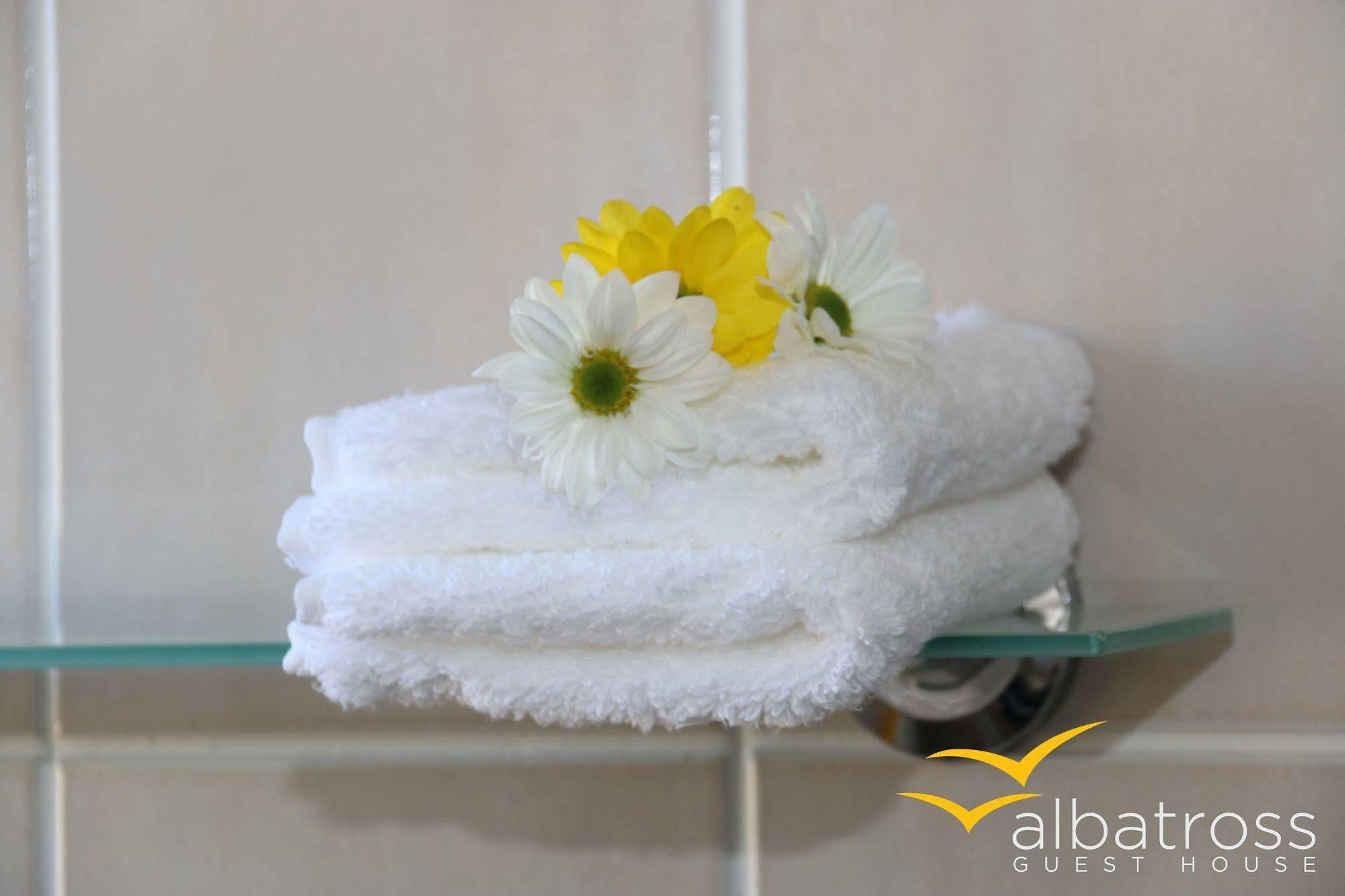 Albatross Guesthouse Langebaan Zewnętrze zdjęcie